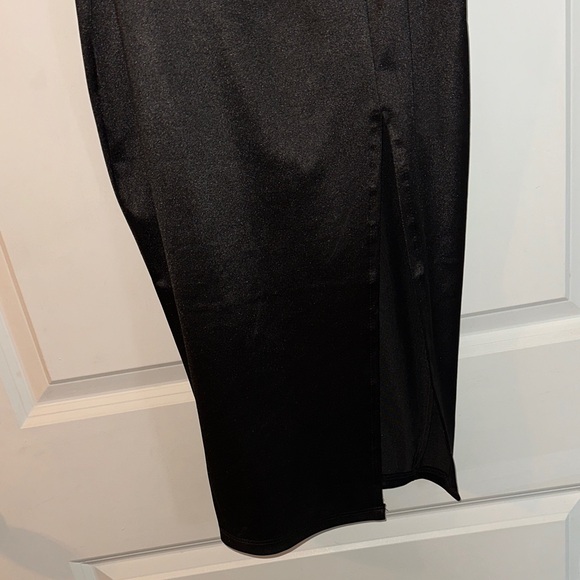 Windsor Black Spaghetti Strap Cutout Dress - Picture 4 of 4